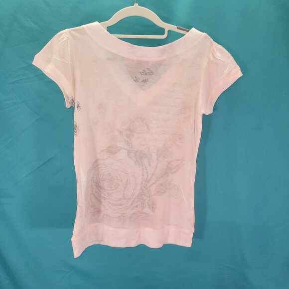 Bleu Clair By Claire Pettibone Womens V-Neck Rose Pattern Script T-Shirt Size M - Picture 7 of 10